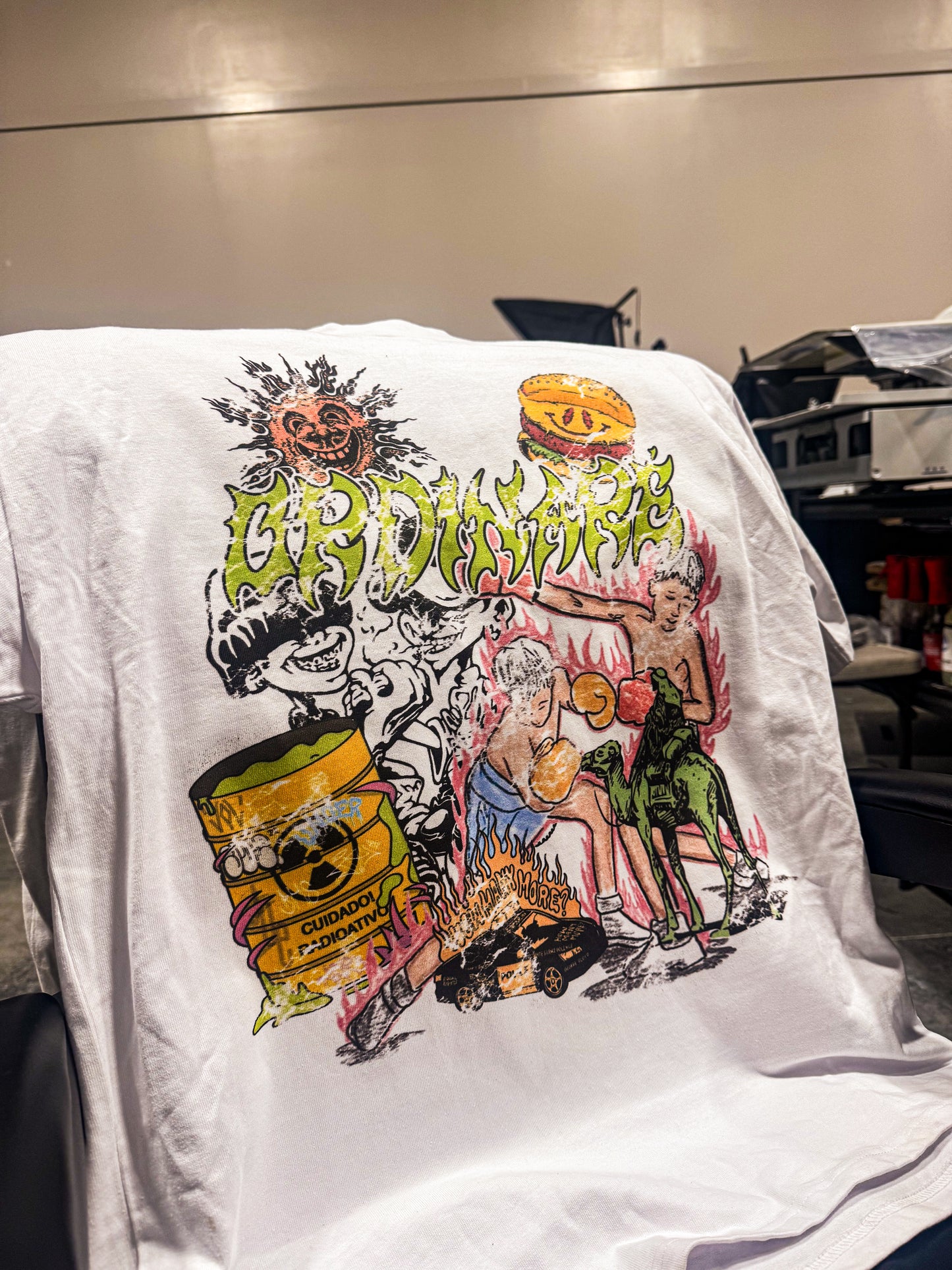 ORDINARÉ Mesh World Tees