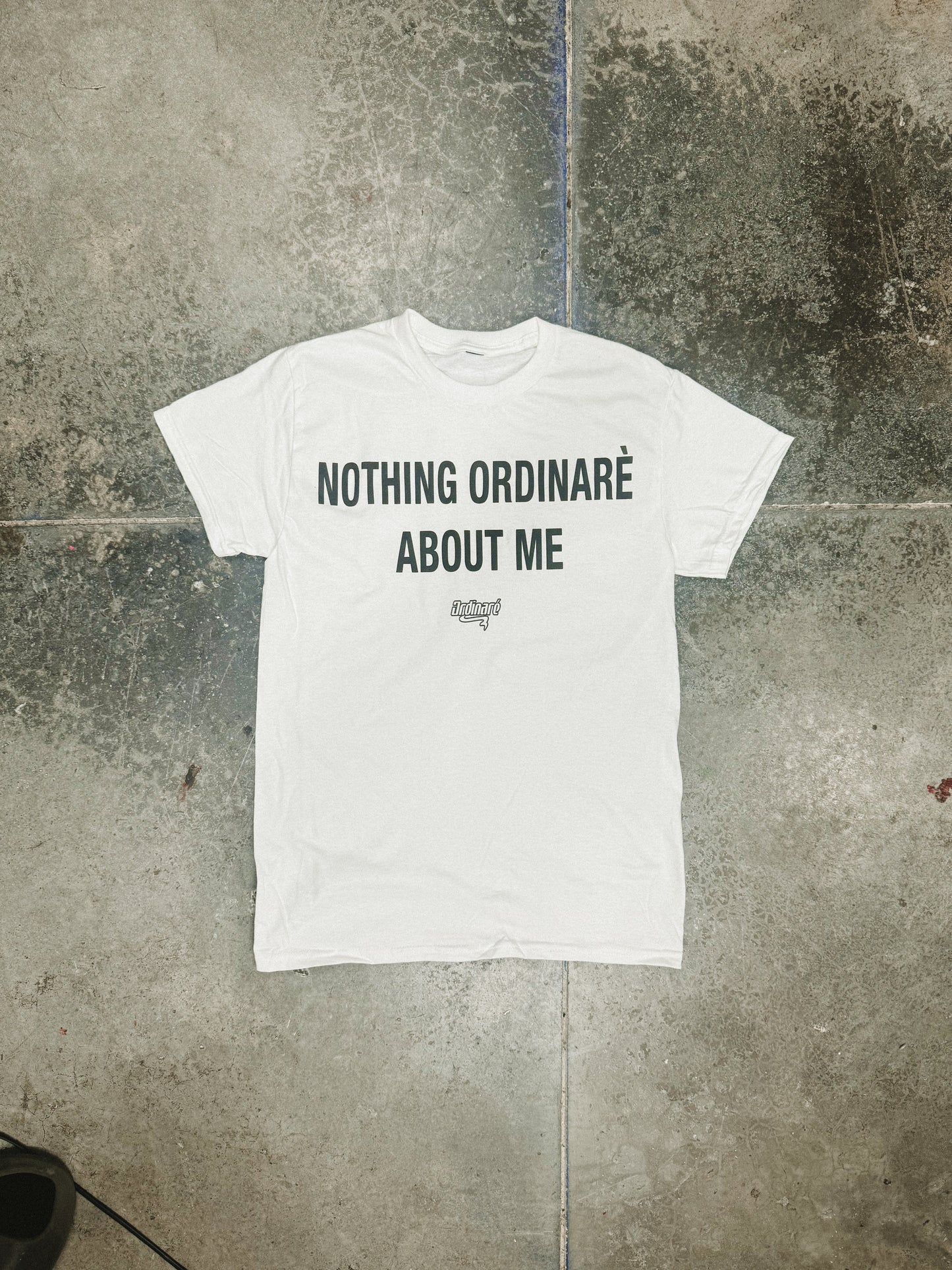 Free ORDINARÉ T-Shirt