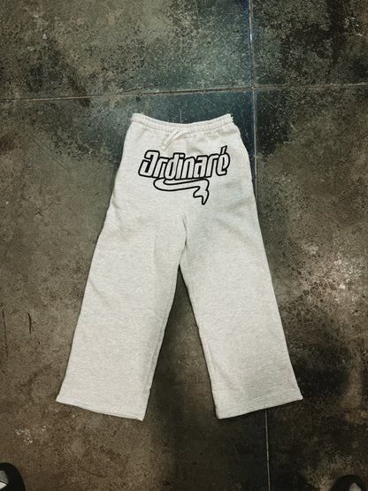 ORDINARÉ SWEATS (grey)